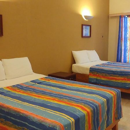 Sun Suites Косумел Екстериор снимка