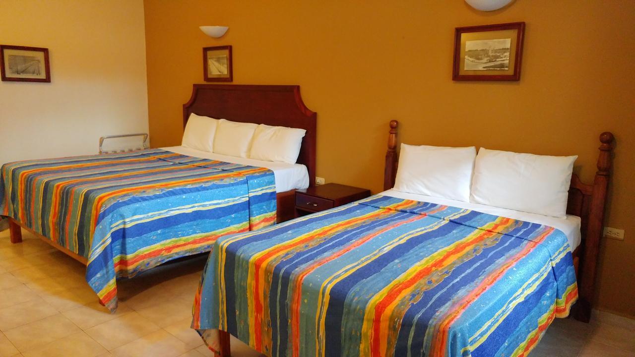 Sun Suites Косумел Екстериор снимка