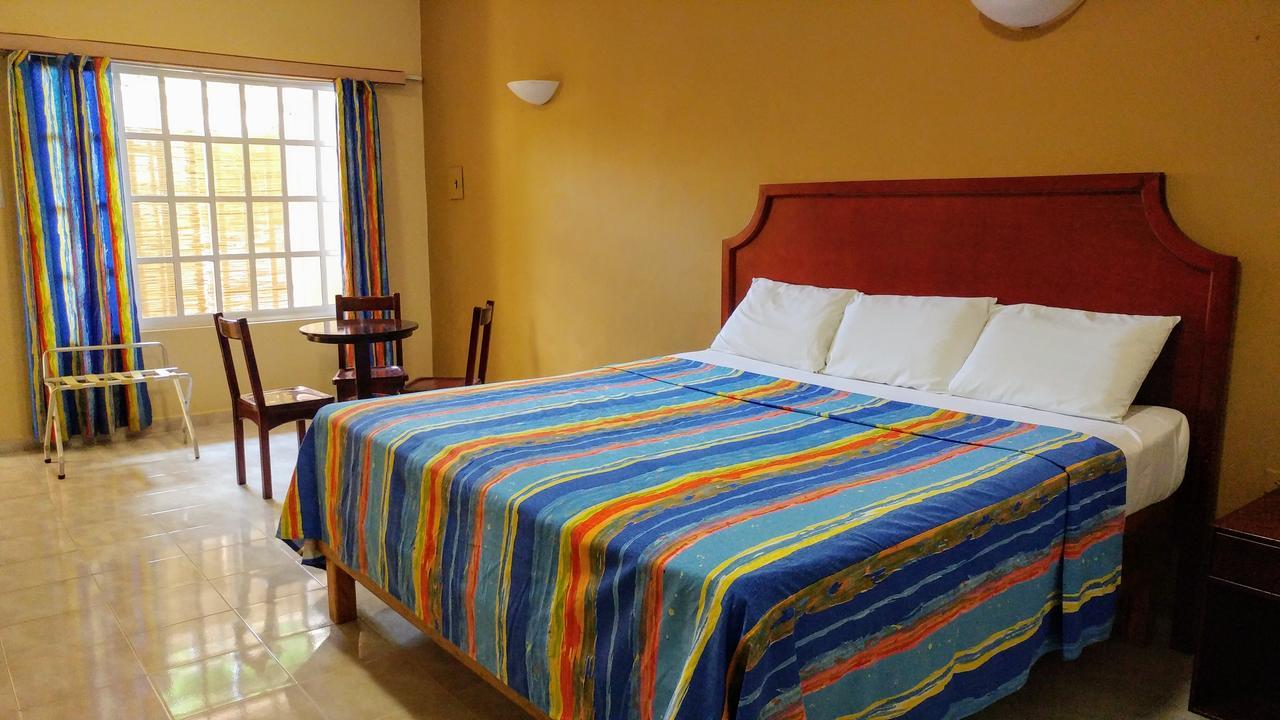 Sun Suites Косумел Екстериор снимка