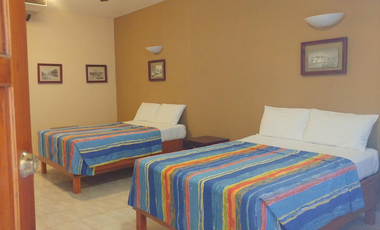 Sun Suites Косумел Екстериор снимка