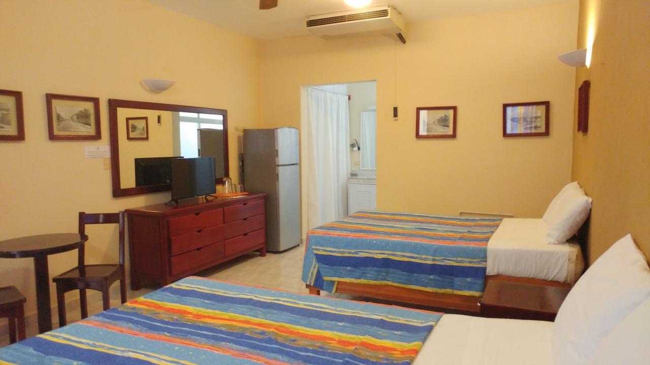 Sun Suites Косумел Екстериор снимка